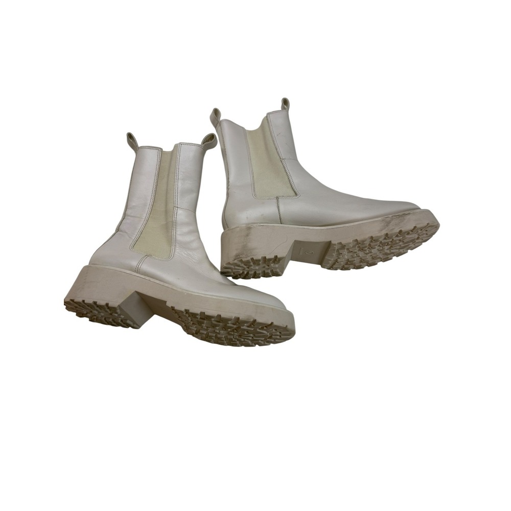 Steve Madden Yairy‎ Lug Chelsea Boots – Size 9.5M Ivory Leather